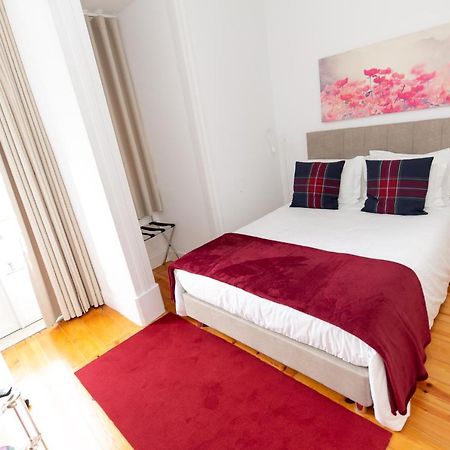 Inn-Chiado Boulevard Guest House Lisbona Esterno foto