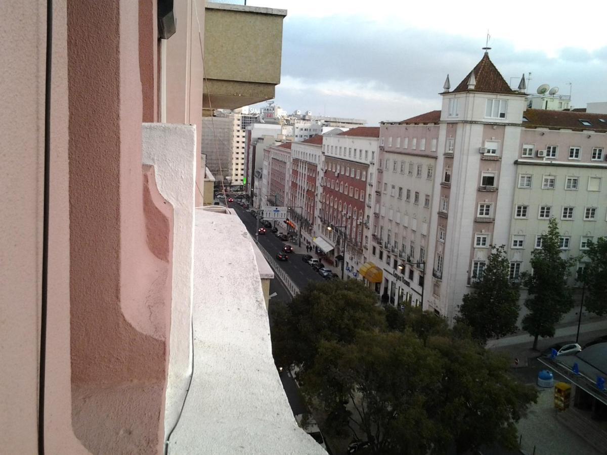 Inn-Chiado Boulevard Guest House Lisbona Esterno foto