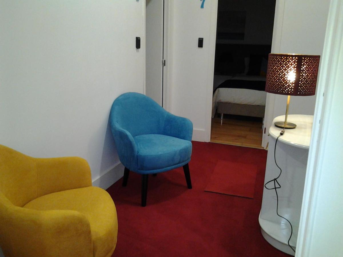 Inn-Chiado Boulevard Guest House Lisbona Esterno foto