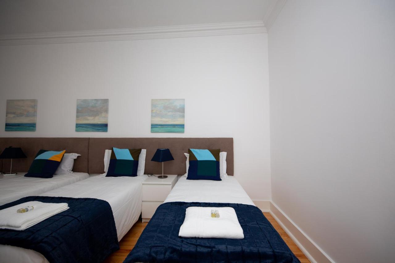 Inn-Chiado Boulevard Guest House Lisbona Esterno foto