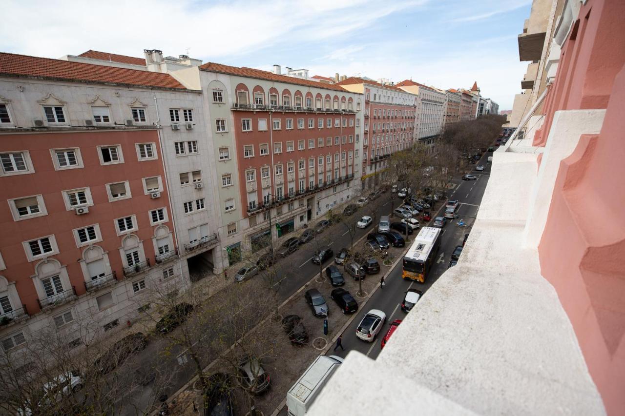Inn-Chiado Boulevard Guest House Lisbona Esterno foto