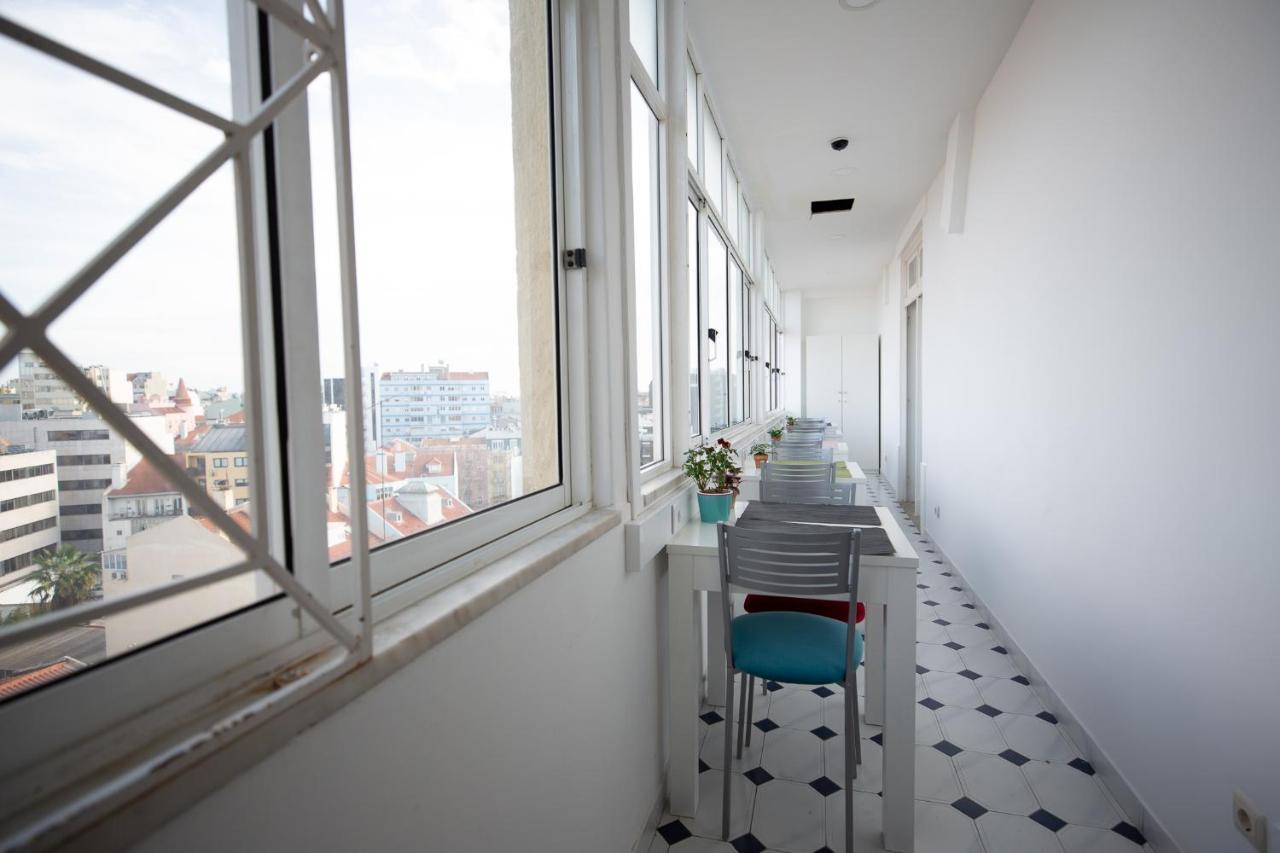Inn-Chiado Boulevard Guest House Lisbona Esterno foto